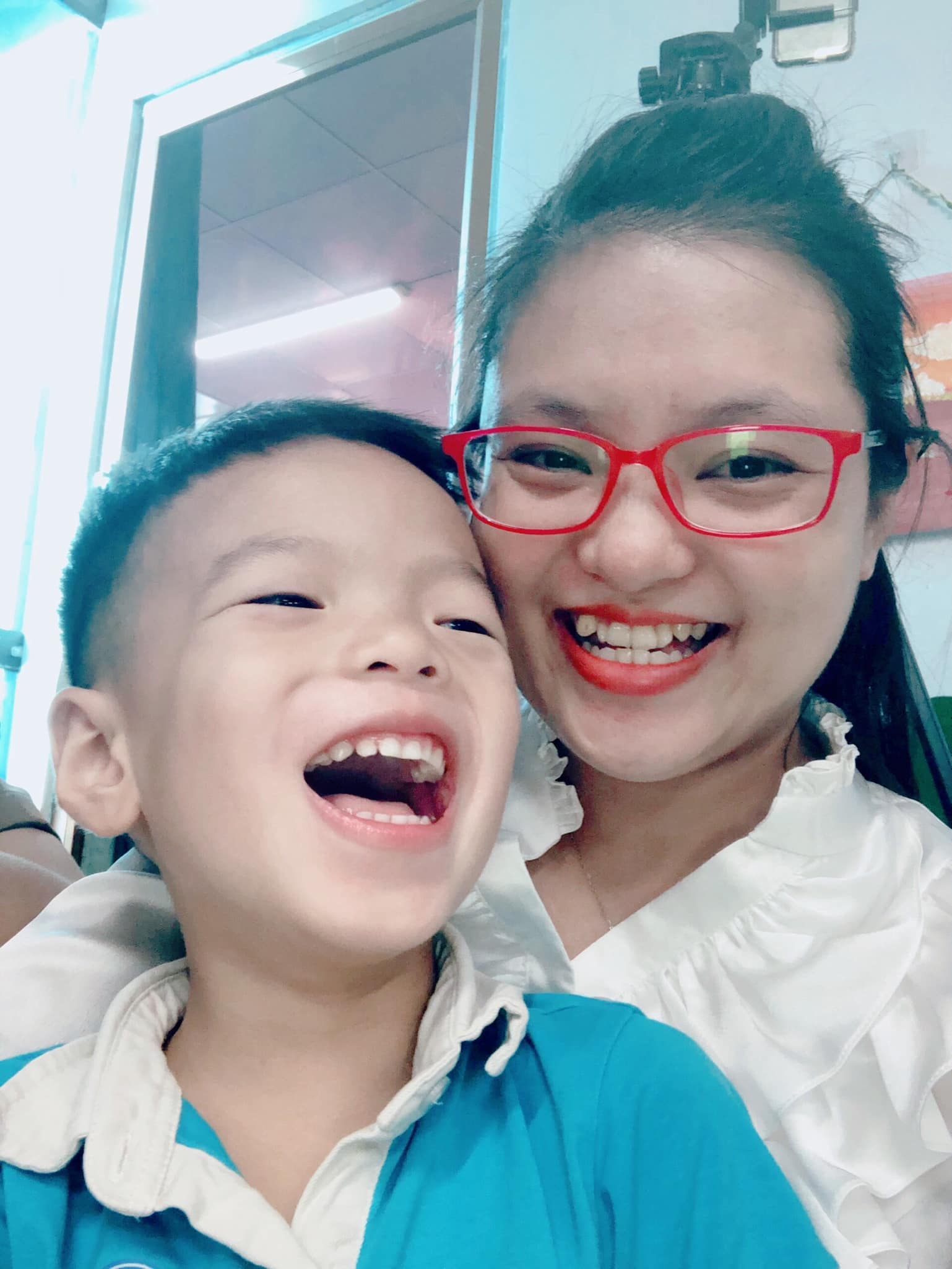 BÍ QUYẾT KÍCH NÓI CHO TRẺ CHẬM NÓI, LƯỜI NÓI
